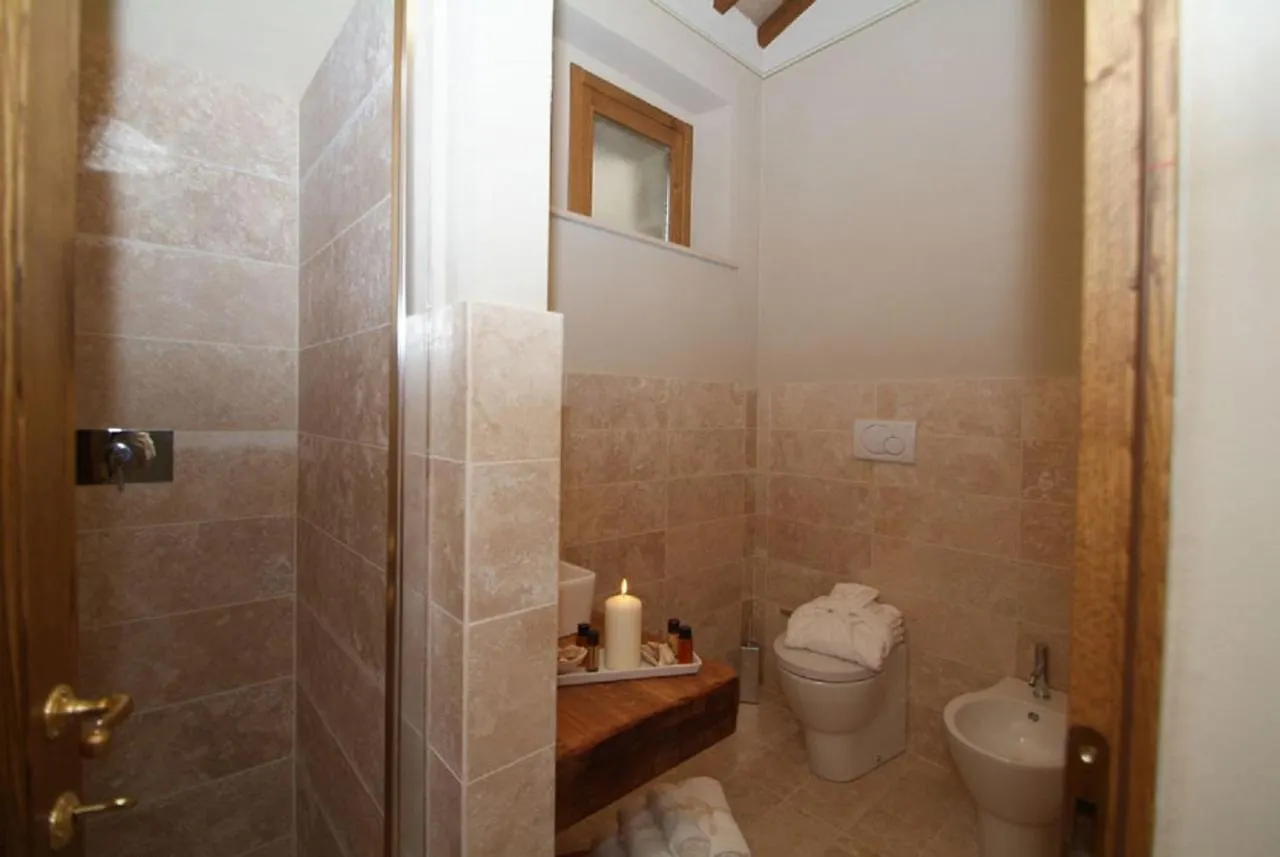 Borgo Canalicchio Di Sopra Relais Montalcino 0*,